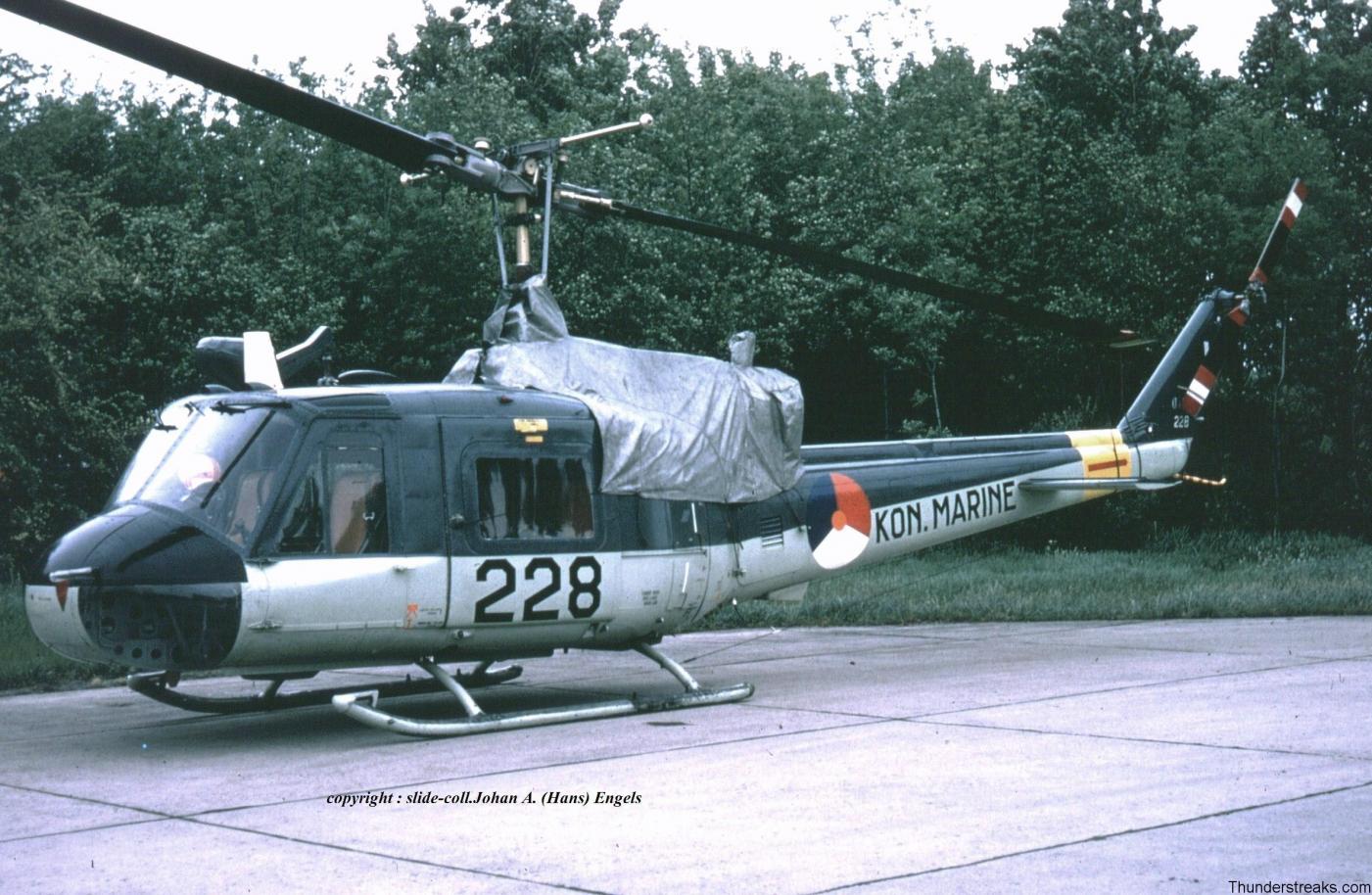 Agusta-Bell-UH-1-MLD-228-Ypenburg-28-5-1970-dia-coll.J.A.Engels-kodak5032-9-9a.thumb.jpg.c9a3b6524c0f825aae8ceed782721ef1.jpg